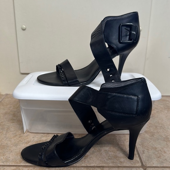 Nine West black high heels - Picture 1 of 3